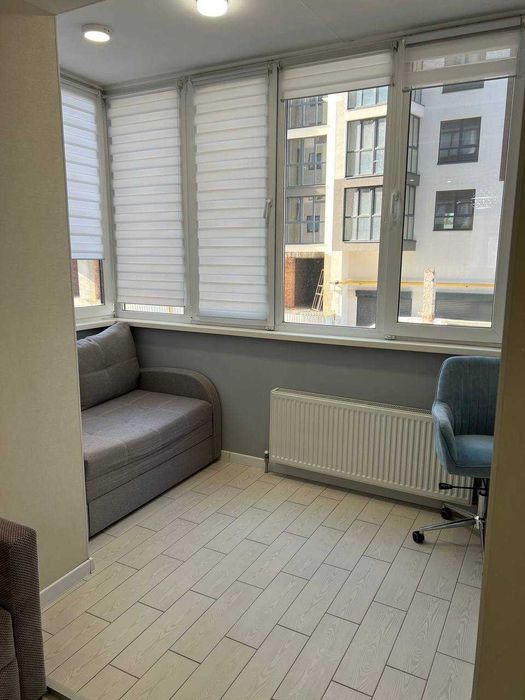 Гарна квартира поруч з Озером Виставка