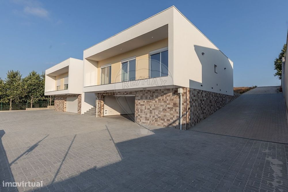 Moradia T3 para venda