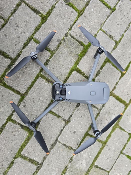 Mavic 3 Enterprise (3e) в комплекті