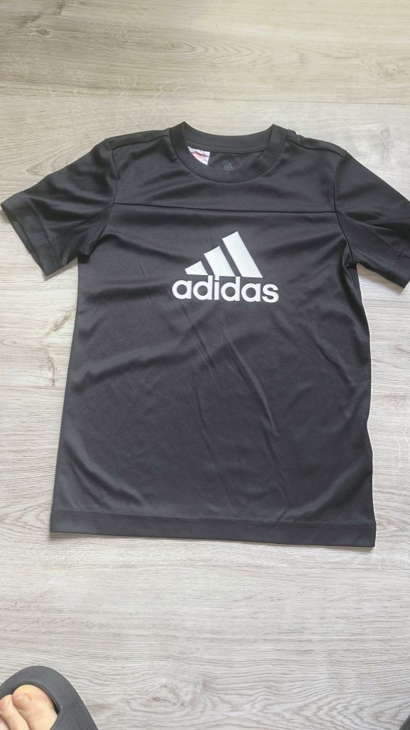 Bluzka t-shirt 128 cm Adidas