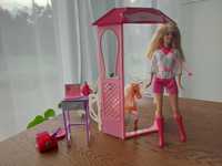 Barbie weterynarka + zagroda i chory konik