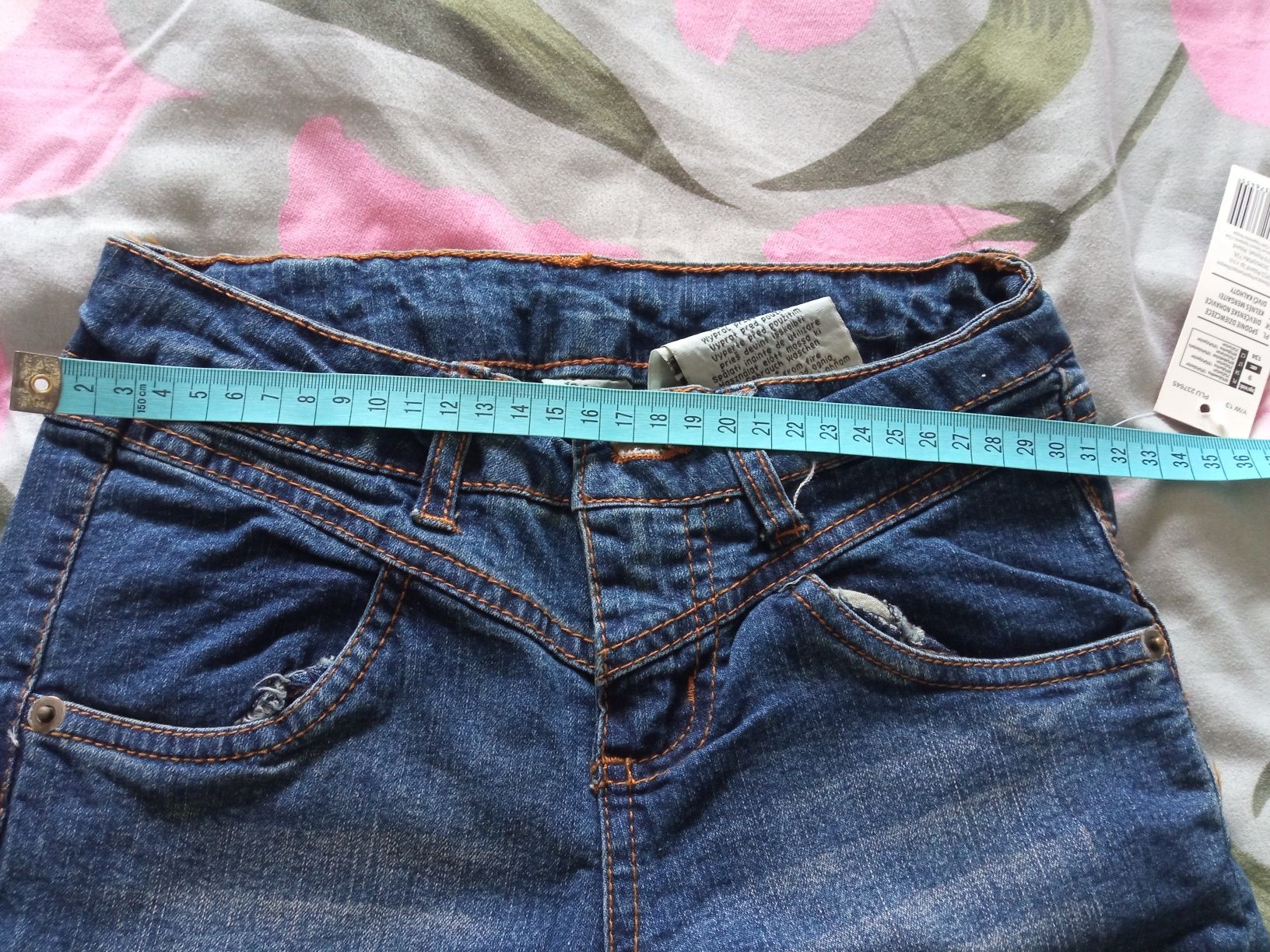 Spodnie jeansy r. 134