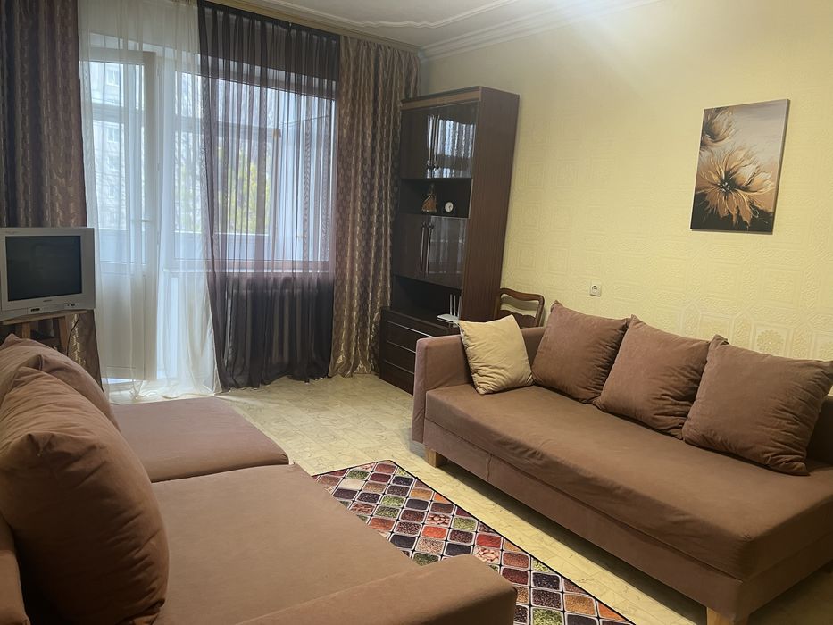 Здам квартиру в центрі міста на довгий термін