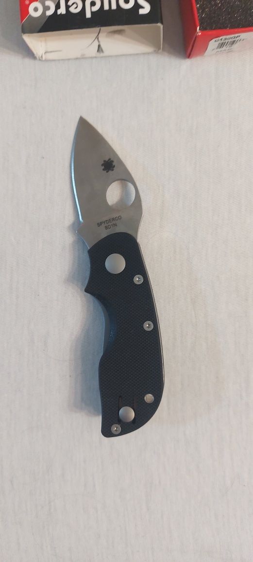Nowy nóż Spyderco Chicago