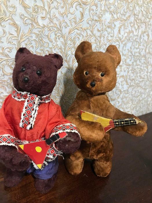 Плюшевый заводной мишка