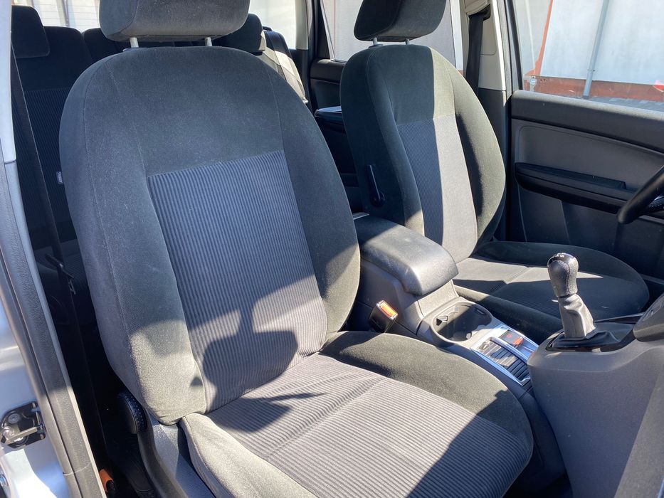 Ford C-MAX Ghia klimatronic alusy zadbany