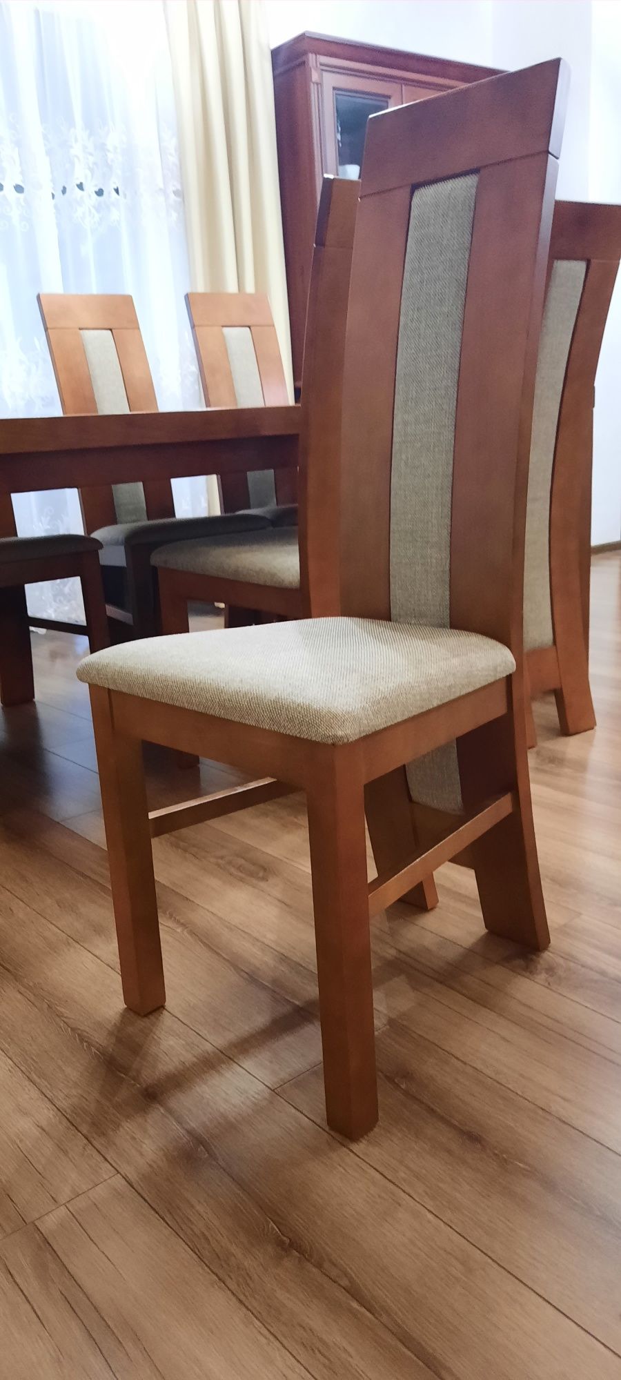 Stół, krzesła, ława