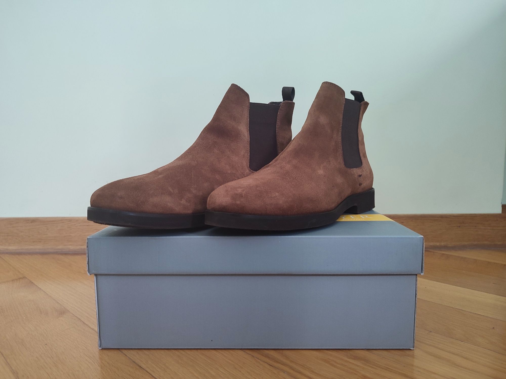 Чоловічі замшеві черевики MOLYER TOBACCO SUEDE, 44 розмір