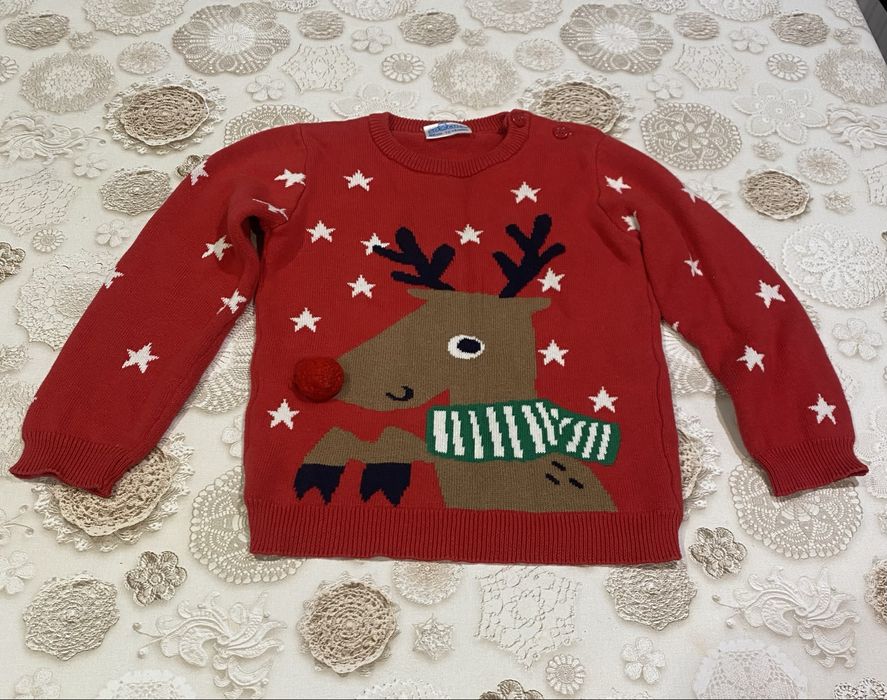 Sweterek z reniferkiem