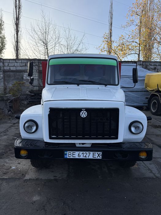 ГАЗ- 3309 вантажний самоскид.