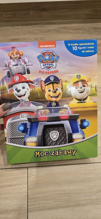 Psi Patrol książka figurki mata do zabawy