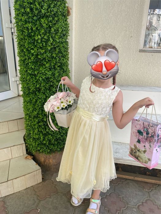 Сукня нарядна від 7 років