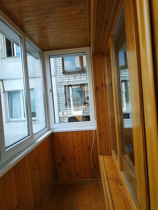 Продаж 4-кімн.кв. з великим тамбуром (власник)