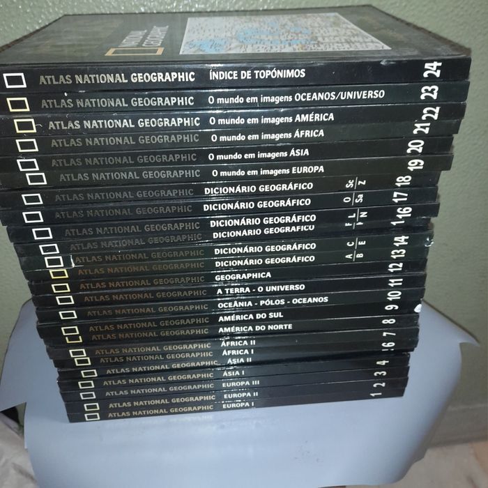 Coleção 24 livros Atlas National Geographic