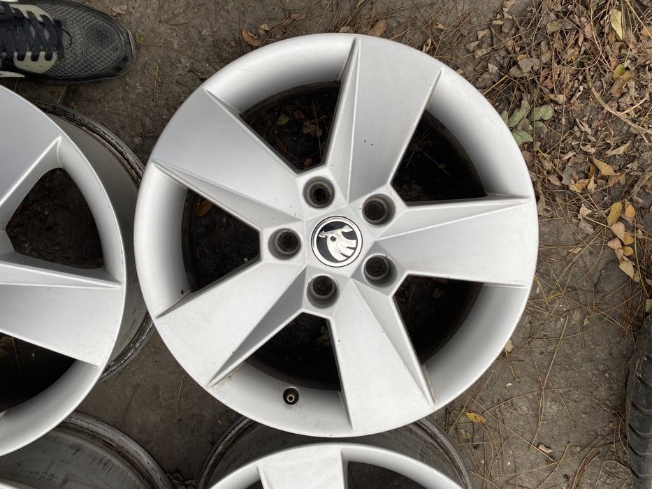 Диски skoda vag r16 5x112 et46 octavia a5 a7 ,golf