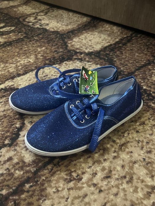 Продам новые мокасины