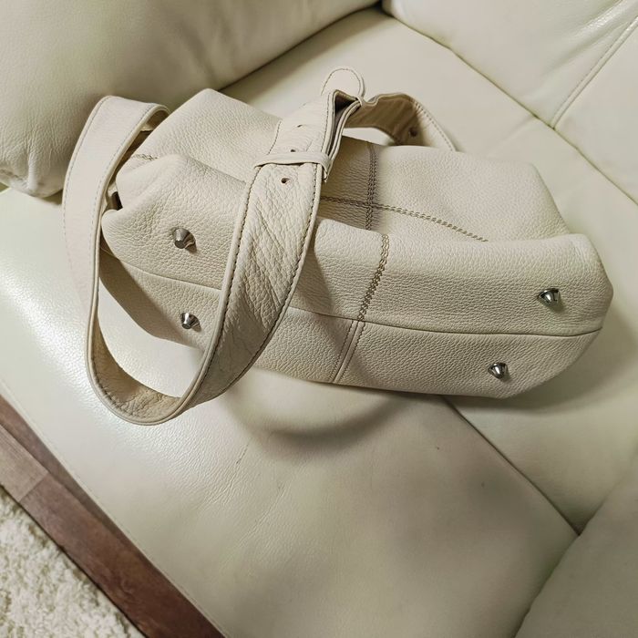 Кожаная сумка цвета шампанского