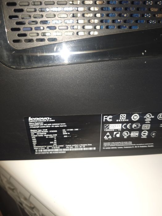 Стационарный компьютер Lenovo + монитор LG 21,5''+ клавиатура, мышь