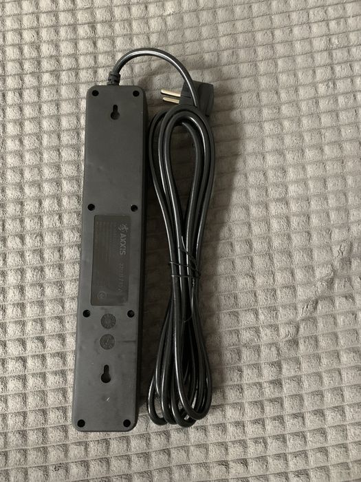 Axxis Optima Base 5 — фільтр‑подовжувач 3 м + 2 USB, 5 розеток