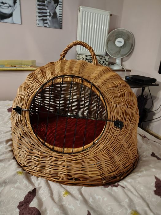 Wiklinowy transporter dla kota