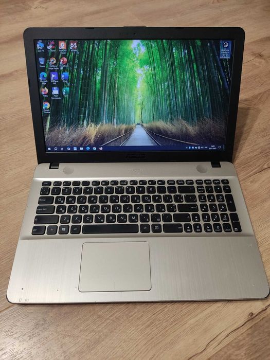 Ноутбук Asus R541U  15.6" Intel Core i5 DDR4 12GB SSD відео 920MX 2GB