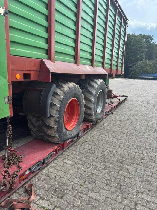 Przyczepa objętościowa STRAUTMANN 2246