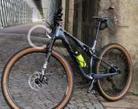 Bicicleta BTT KTM