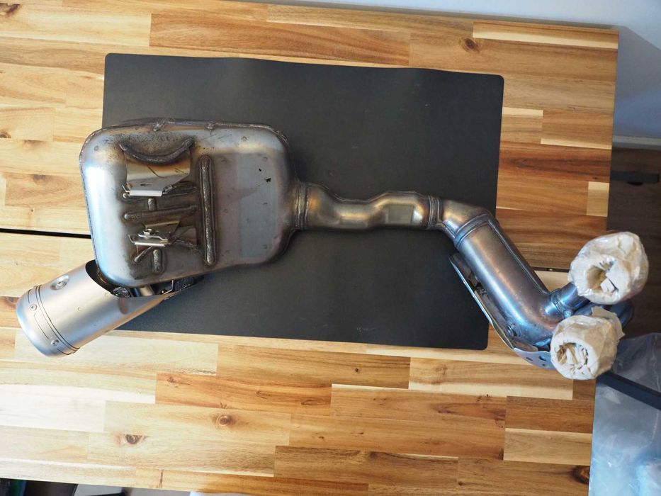 Escape original Yamaha XSR-700/MT-07