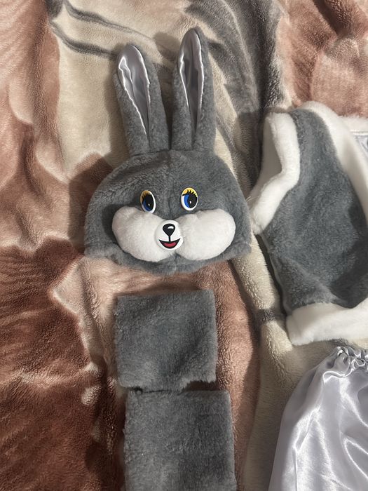 Прокат костюма зайчика