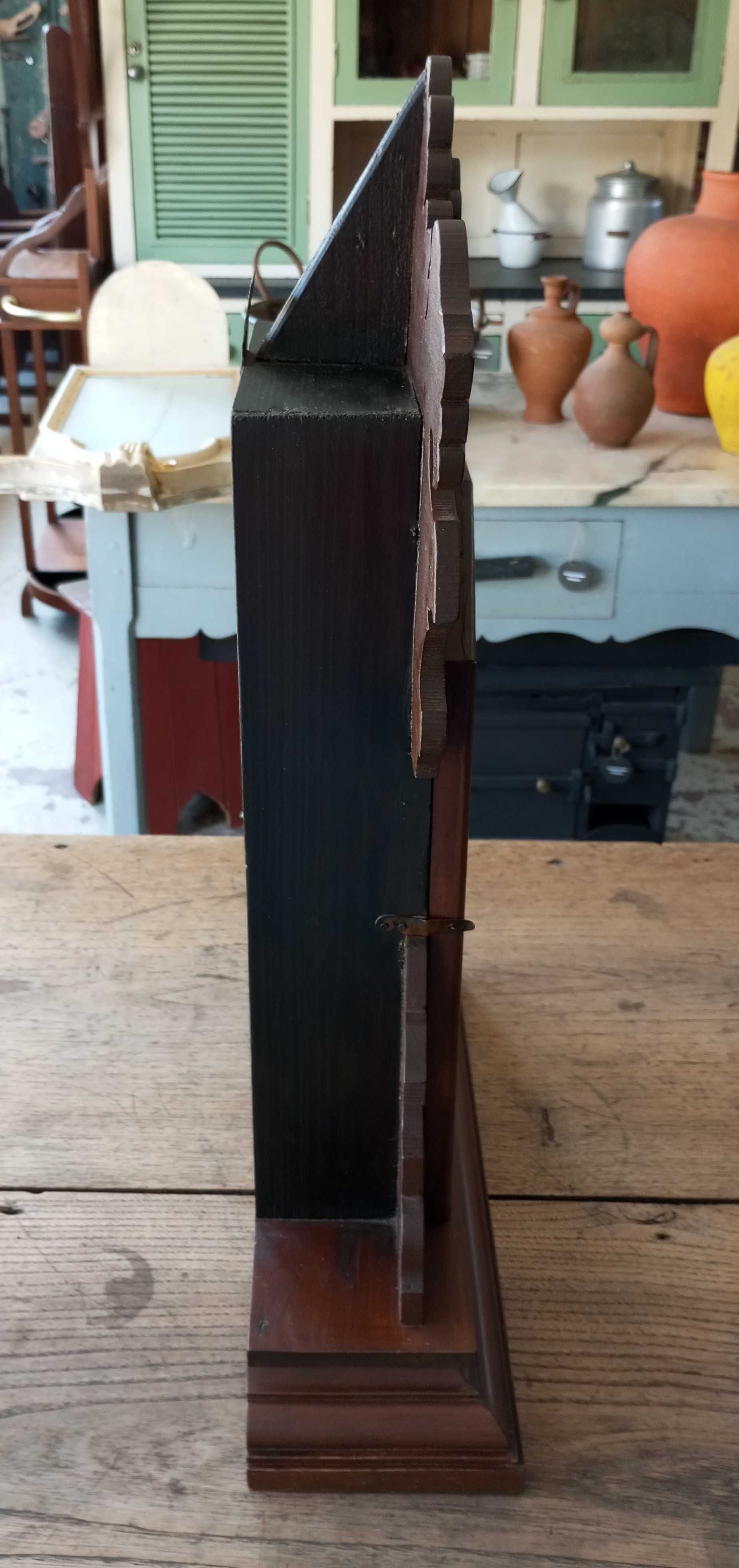 Antigo relógio de mesa Reguladora modelo Santarém