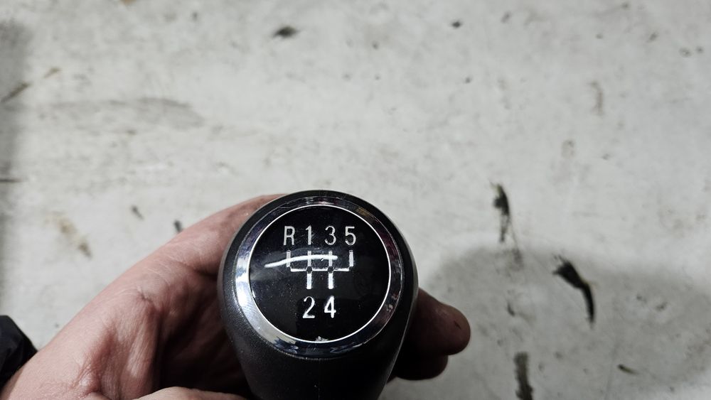 Gałka zmiany biegów opel Astra h 5 biegów oryginał