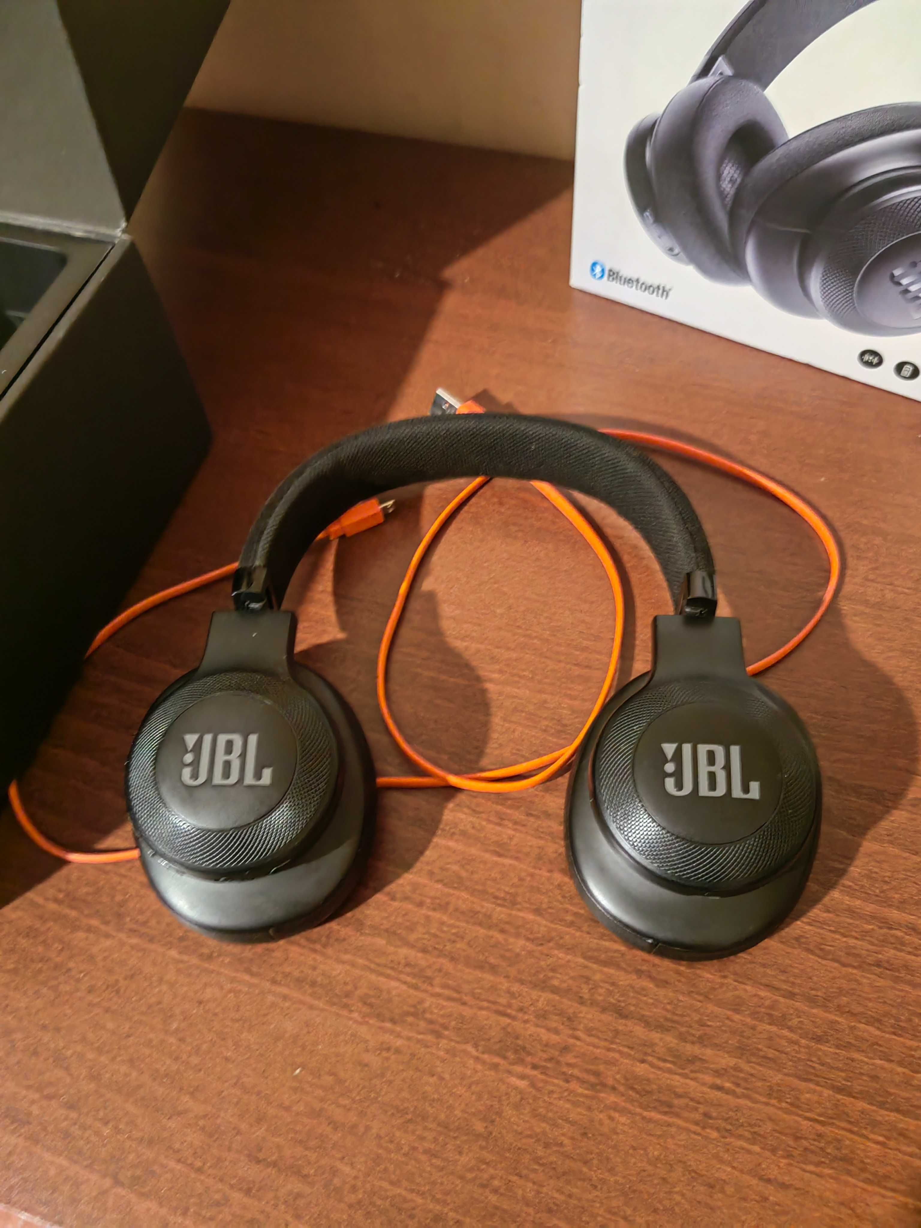 Słuchawki JBL E55BT