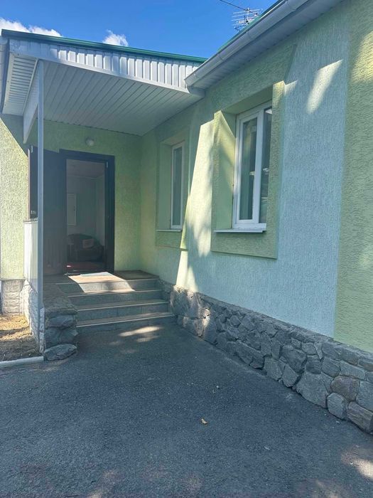 Продам отличный большой дом усадьбу в Циркунах со всеми удобствами