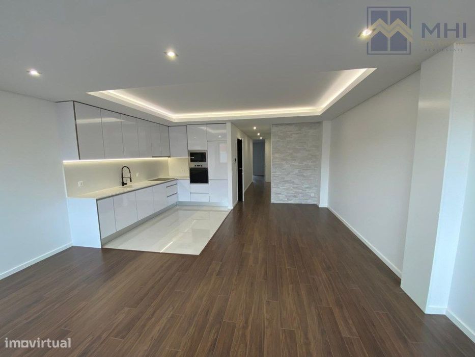 Apartamento T3 em Ramalde (Centro)