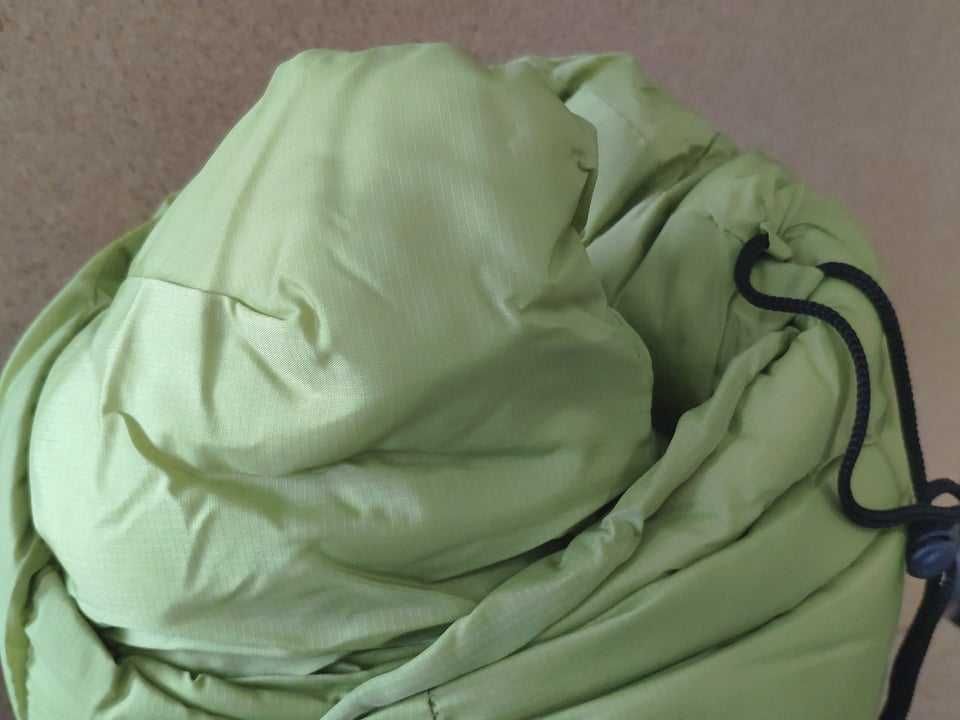Спальный мешок кокон с капюшоном Worm с компрессионным мешком