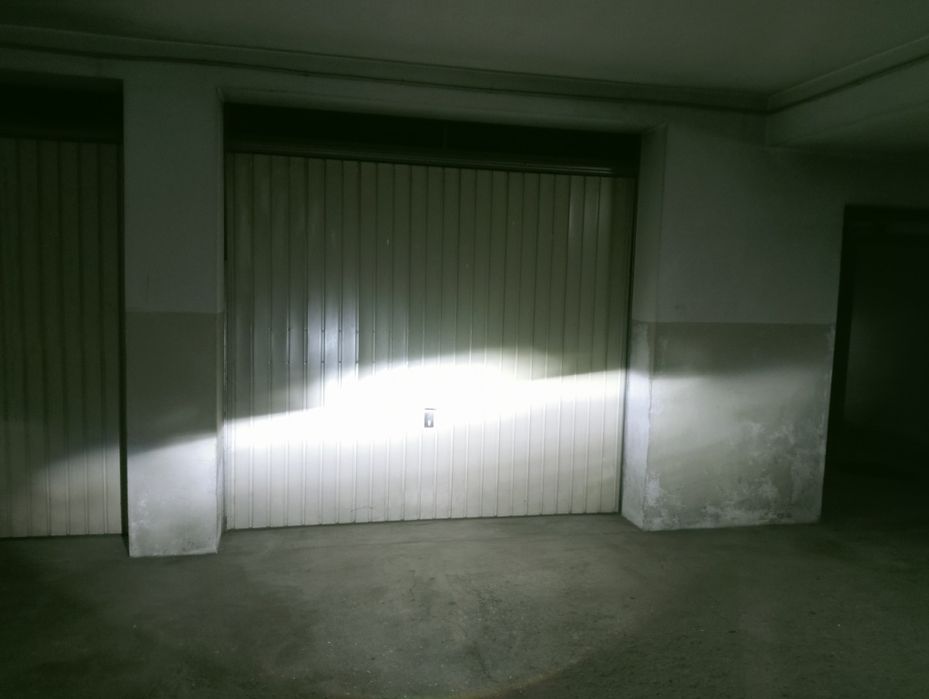 Garagem box fechada