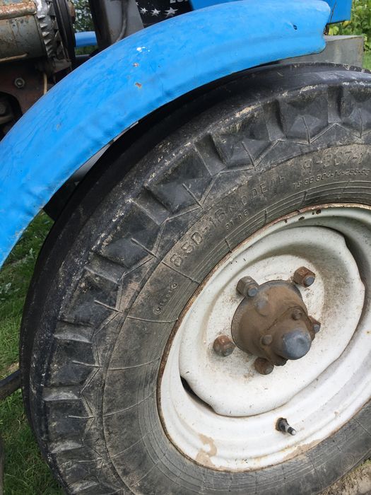 Трактор ХТЗ-2511  Т-25