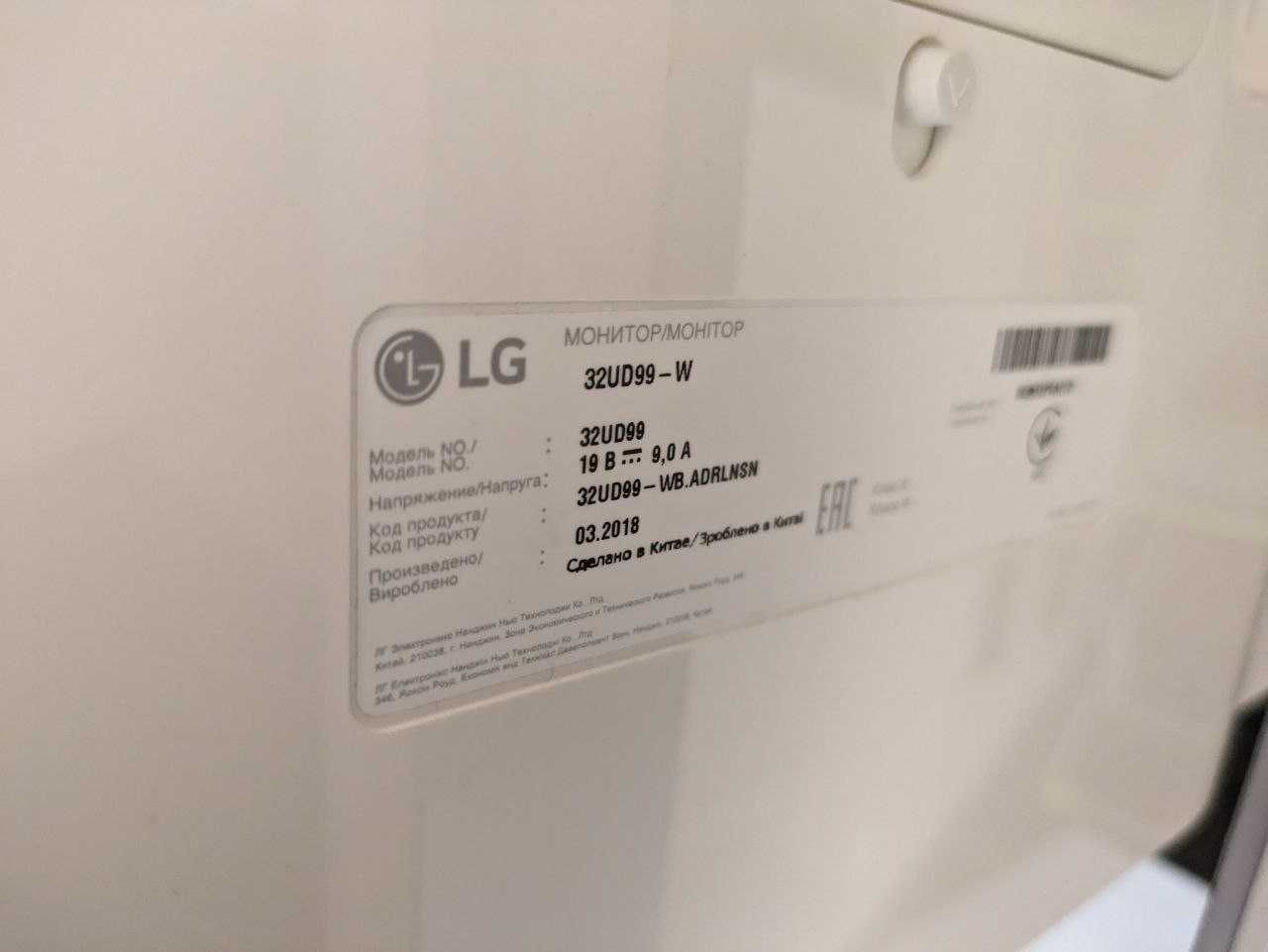 Монітор 31.5'' LG UltraFine 32UD99-W