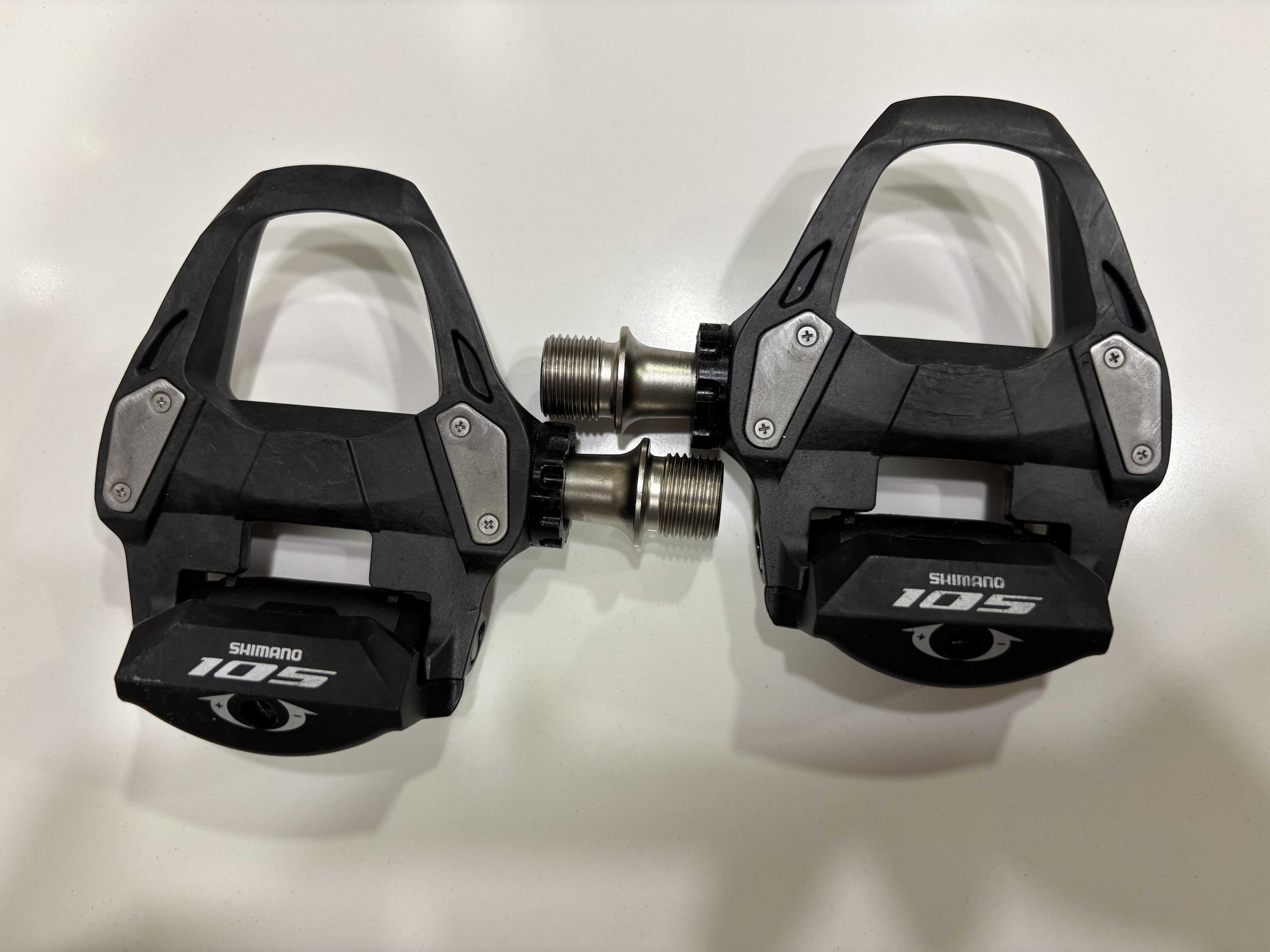 Pedais Shimano 105