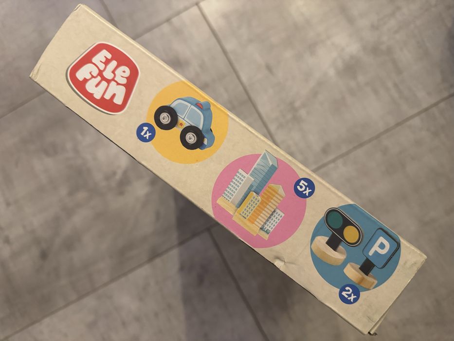 Zestaw torów drewnianych kolejka drewniana 81 elementow