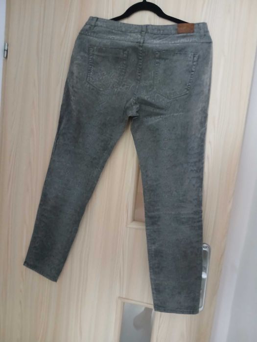 spodnie jeansy szare Zara M