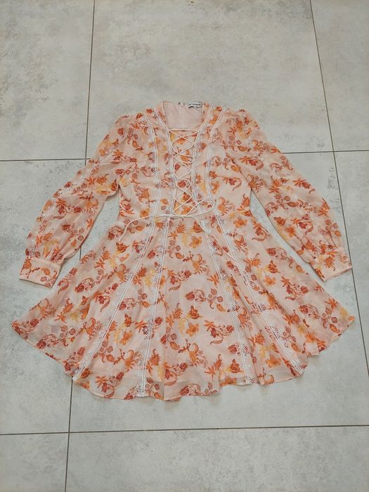 Rozkloszowana sukienka True Decadance