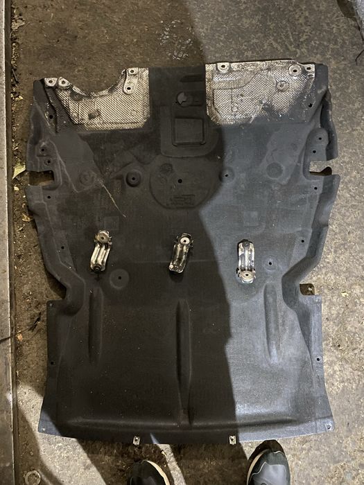 BMW F30 (захист мотора)