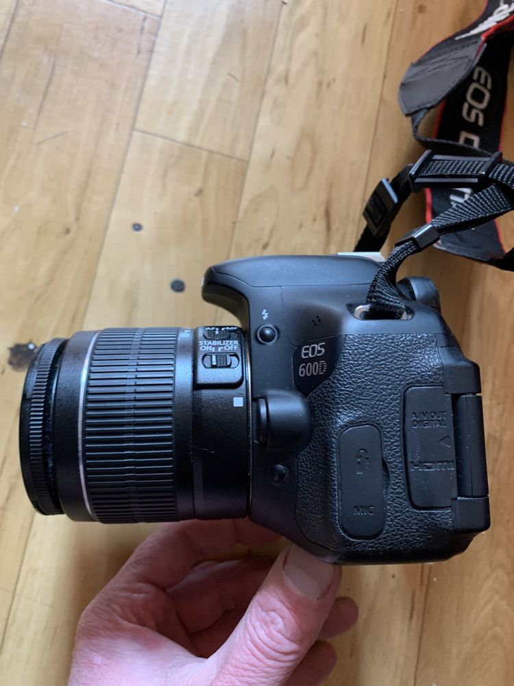 Canon 600D (минимальный пробег)