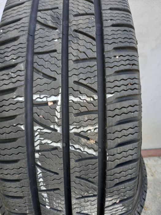 Колеса шини вантажні  PIRELLI   235/65Р16С зима