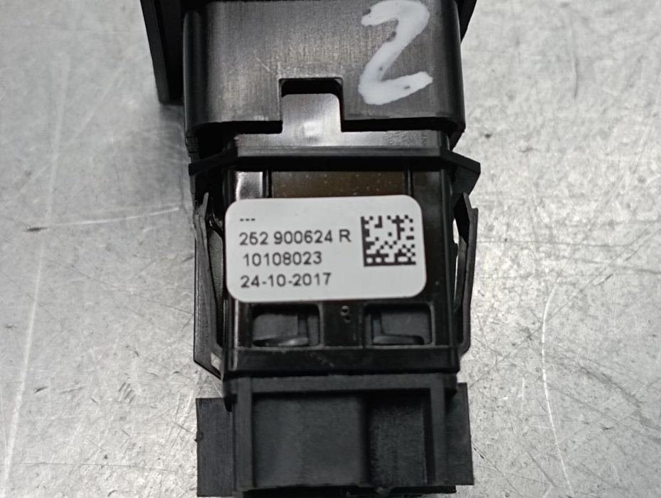 Botão / interruptor 4 piscas RENAULT Kadjar (HA_, HL_)