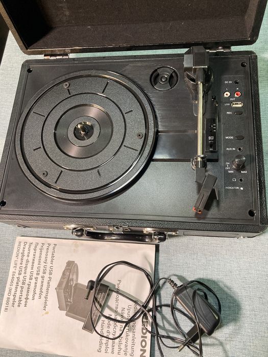 Medion MD 80018 gramofon uszkodzony