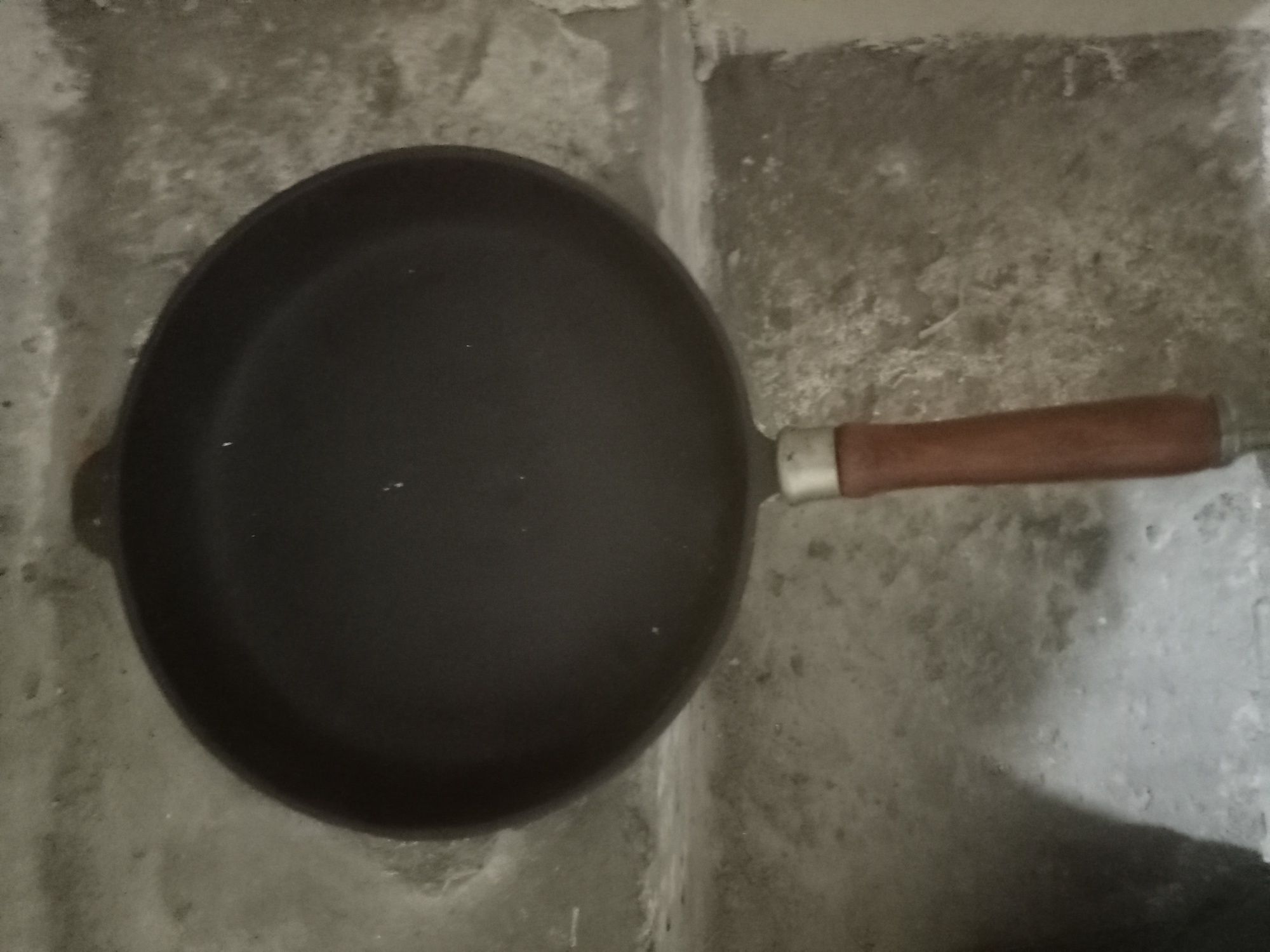 Patelnie żeliwna