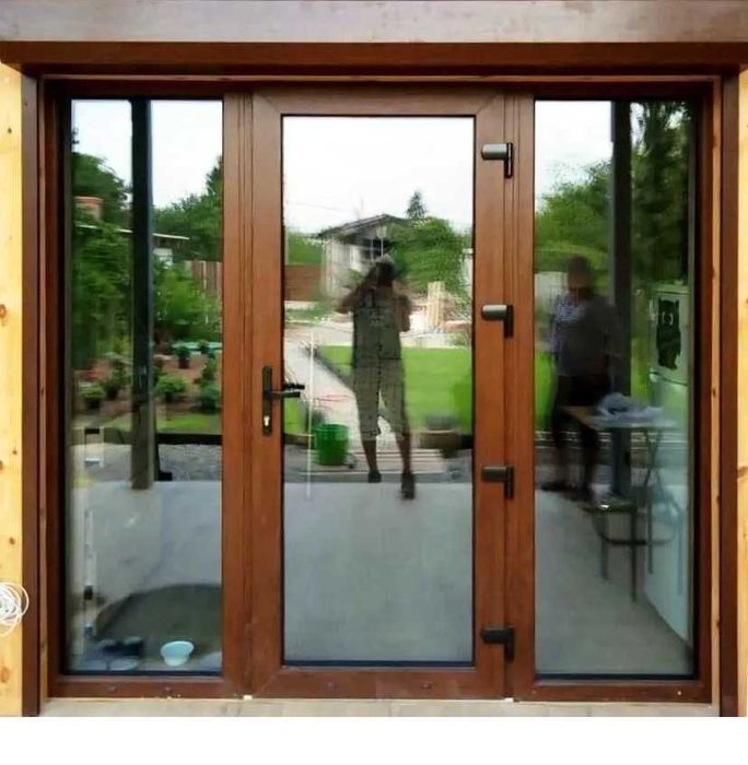 Двері вхідні коричневі  Антрацит та білі, металопластикові двери нові