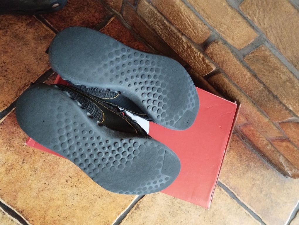 Buty czarne Puma rozm40